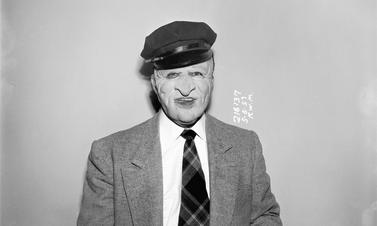 Homicide, El Monte, 6 May.This is a detective modelling a mask worn by one of Baxter Shorter’s crew. Shorter was in a gang with Emmett Perkins, Jack Santo and Barbara Graham. The three of them murdered an old woman called Mabel Monohan on 9 March 1953. Shorter was appalled by his gang’s violence. He