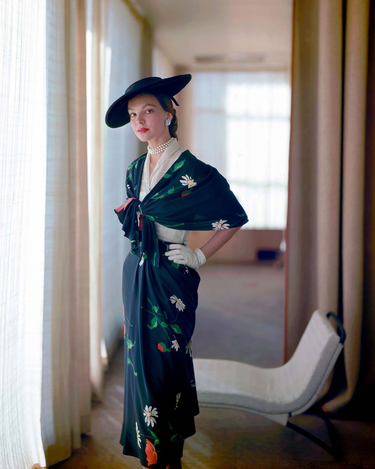 Spectacular Fashion Photography By Genevieve Naylor From The 1950s