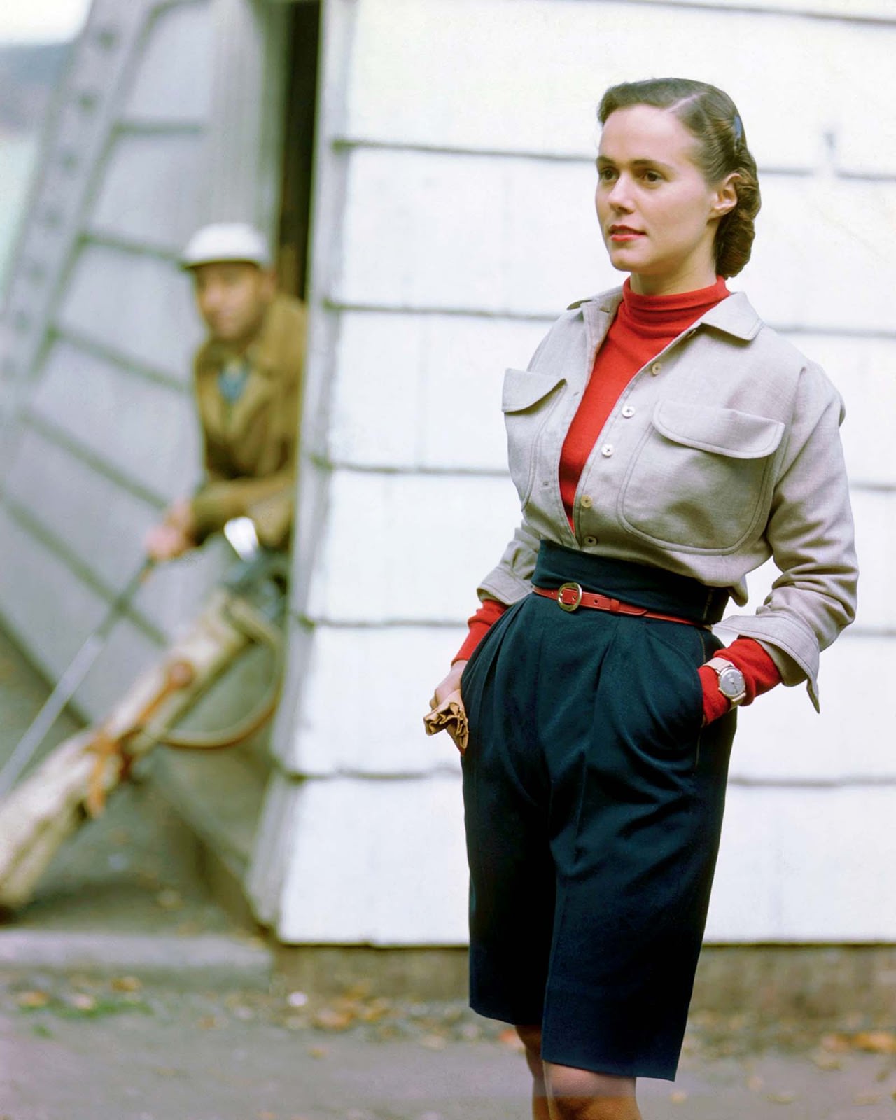 Spectacular Fashion Photography By Genevieve Naylor From The 1950s