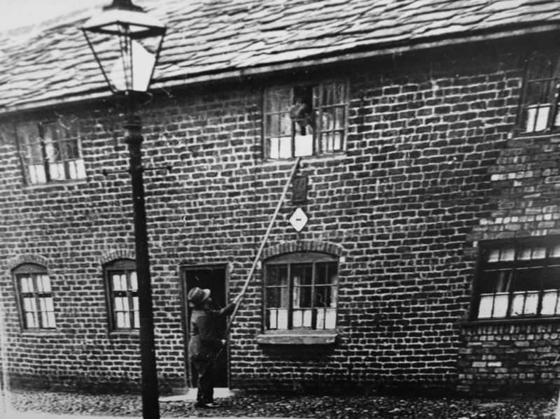 Before The Alarm Clocks, Knocker-Ups Were Hired To Wake People Up In Industrial Britain