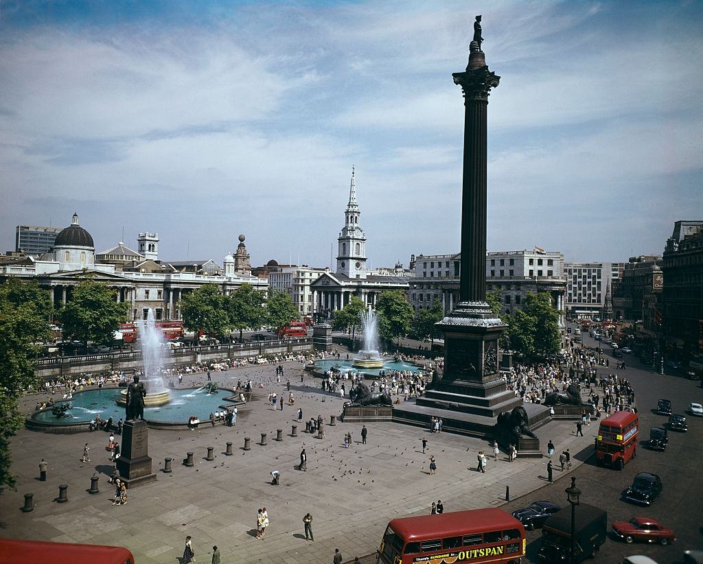 View of Trafalgar Square in London, 1962.