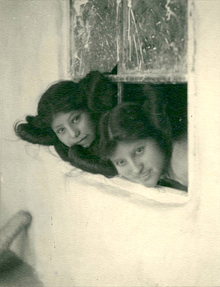 Hopi Girls, 1900