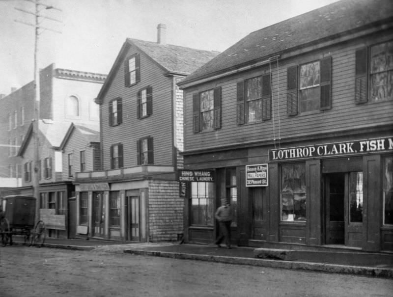 Market Street, south side looking east from 6th Street. Clark's Fish Market, Hing Whang Chinese Laundry, 1907