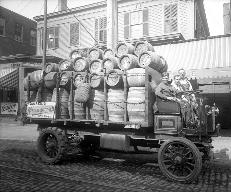 Roger Fay’s beer truck, 1912