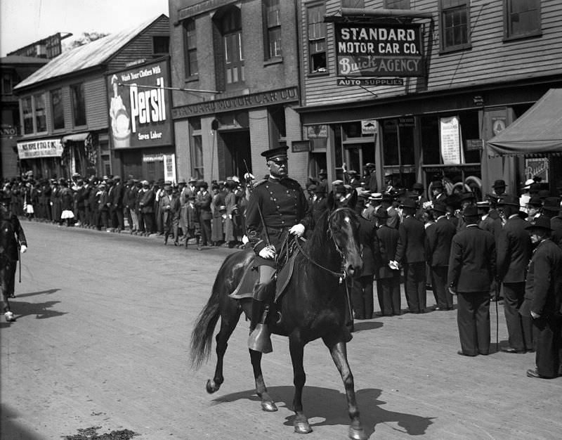 Memorial Day. Captain J.F. Howell, Fort Rodman, 1913