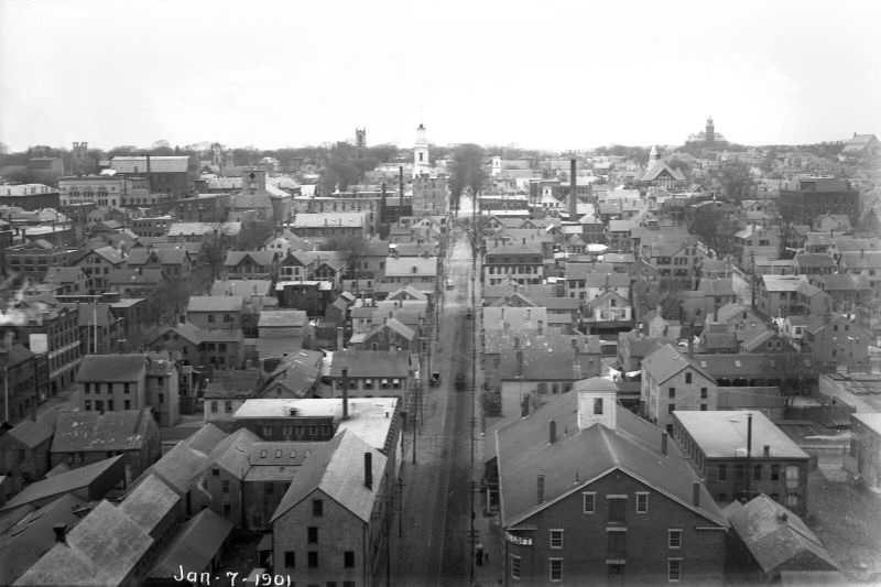 Looking west on Elm Street, 1901