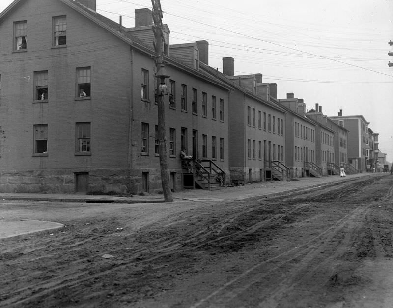 Front Street corner of Logan Street, Polish settlement, 1906
