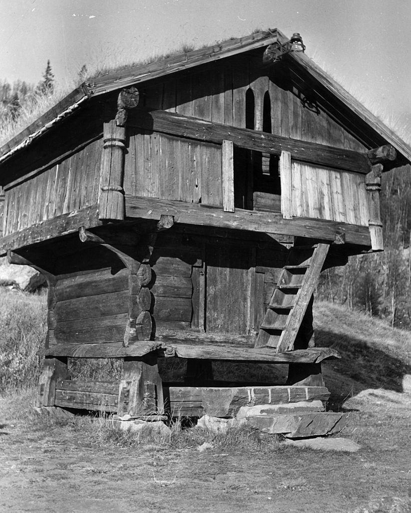 Lille Ovre Gaten in the Old Town section of Bergen, Norway, 1951.