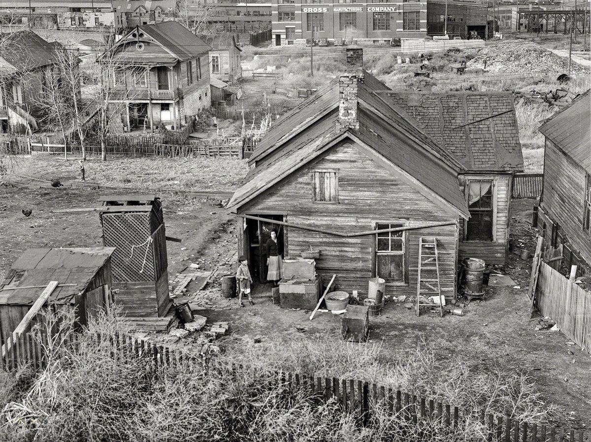 Houses along the railroad tracks. Omaha, Nebraska, 1920s