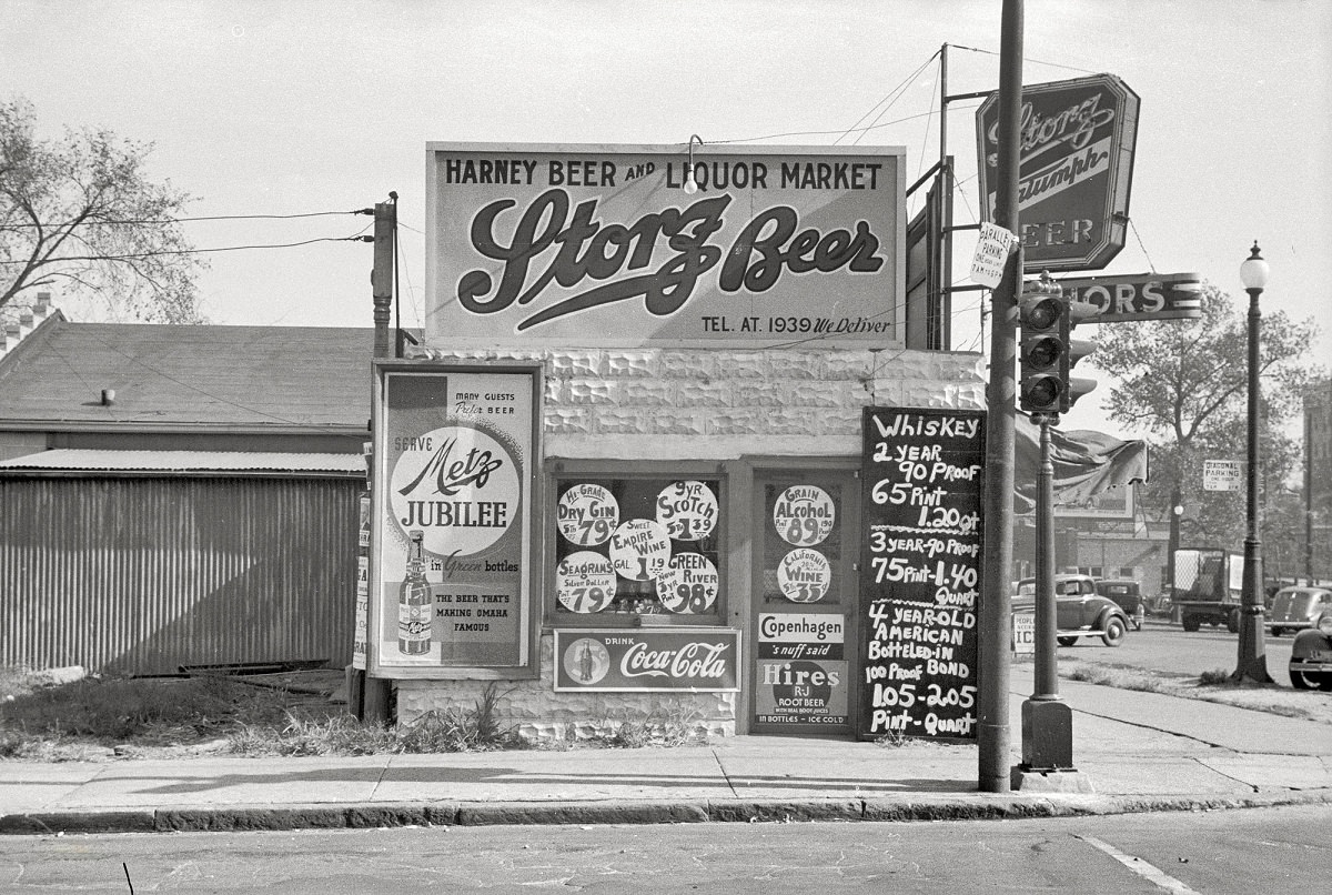 Liquor store signs, Omaha, Nebraska, 1920s.