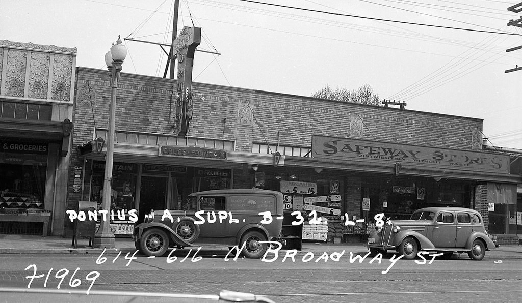 Broadway Safeway, Broadway at Mercer, 1937
