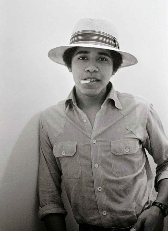Barack Obama, Age 18