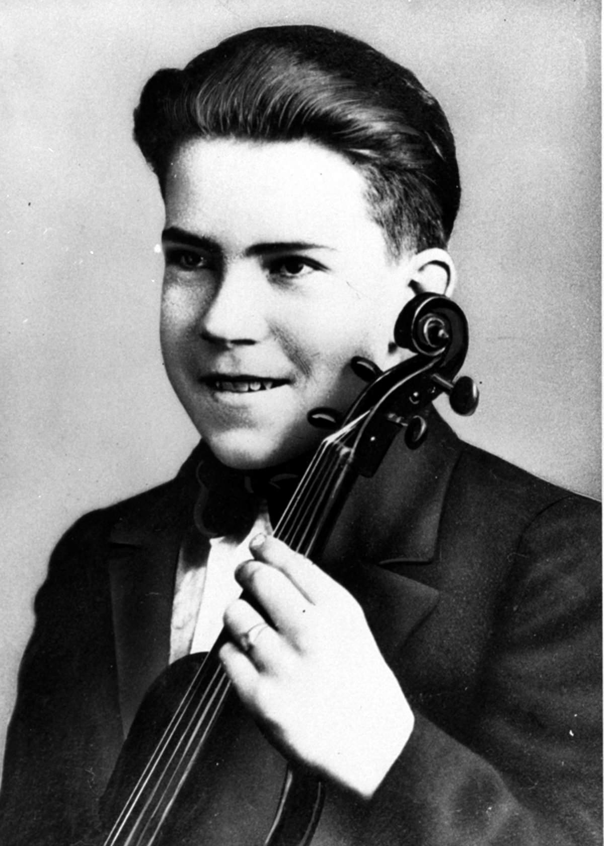 Richard Nixon played the violin in his high school orchestra.