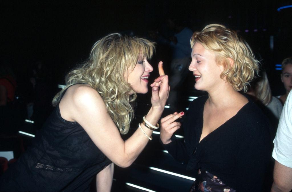 Courtney Love with Drew Barrymor, 1991.