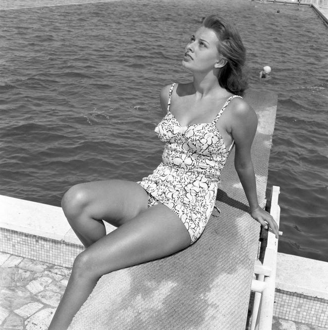 Sophia Loren in the film 'Africa Under the Sea', 1953.