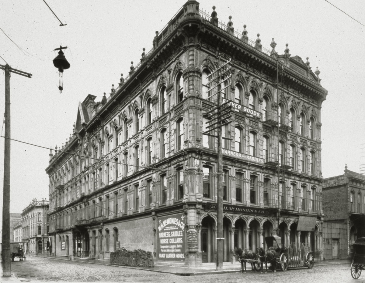 Kamm Block on the north side of SW Pine St. between Front and 1st Avenue, 1900