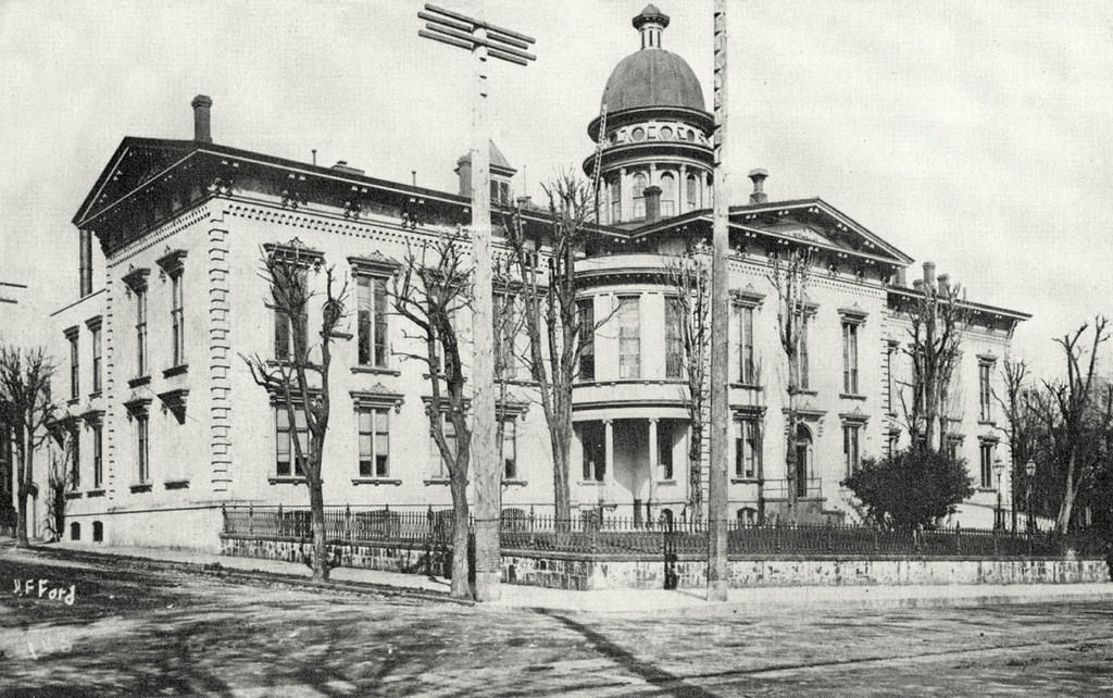 Multnomah County Courthouse, circa 1900