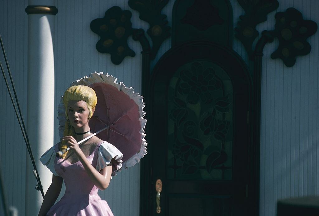 A painted figure depicting a Southern Belle in Las Vegas, March 1975.