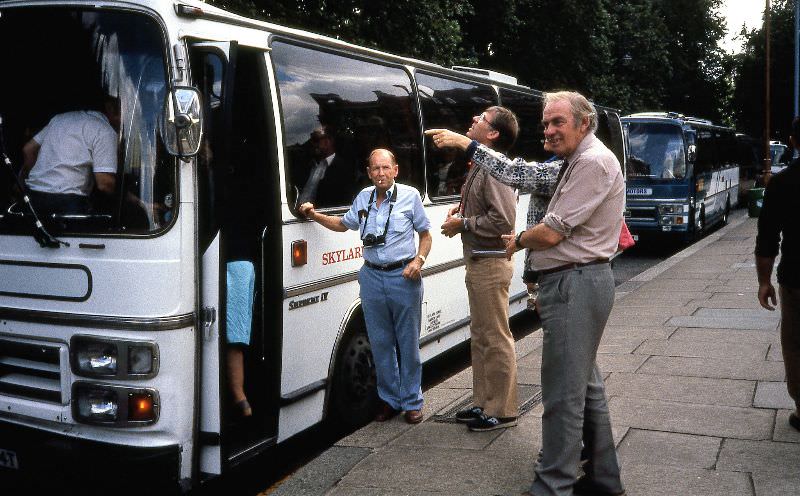 Coaches in London, 1985
