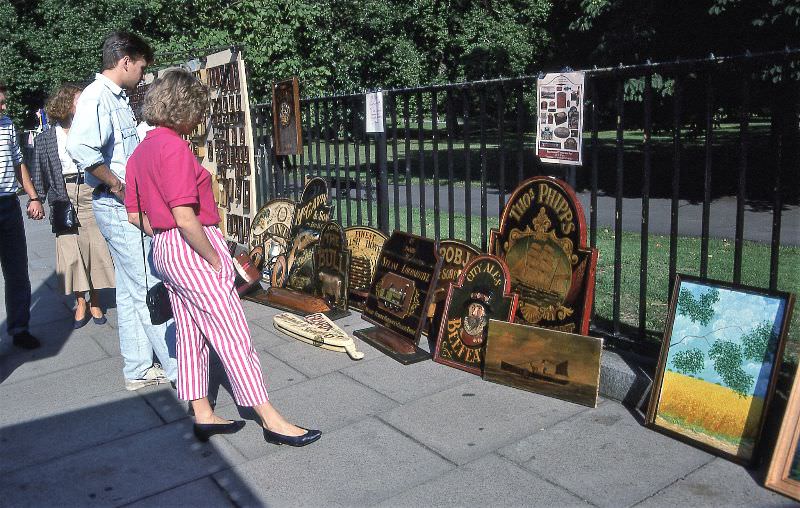 Art market at Green Park, Piccadilly, 1989