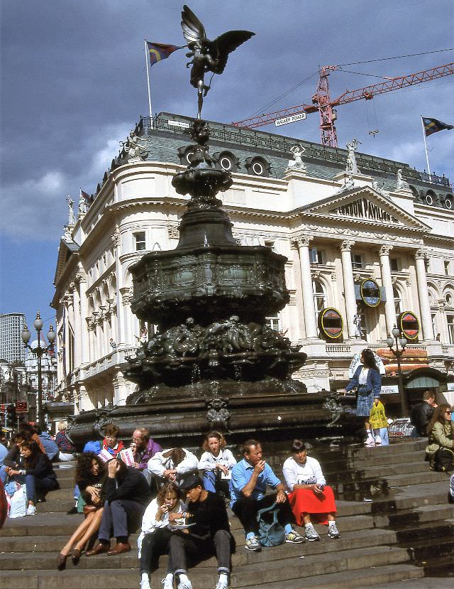 Piccadilly Circus, London, 1989