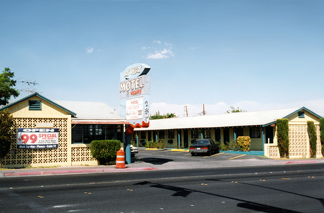 Las Vegas, Fisher, and Star View motels in 1999.