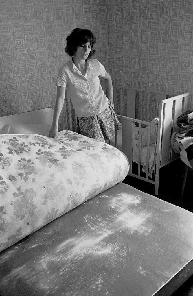 Child living in slum area of Birmingham 1969