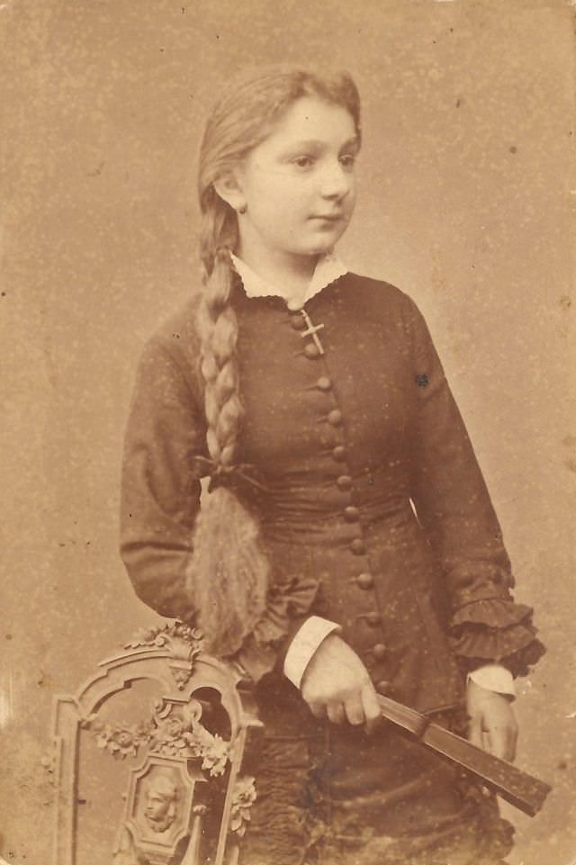 Gorgeous Braided Hairstyles From The Victorian Era