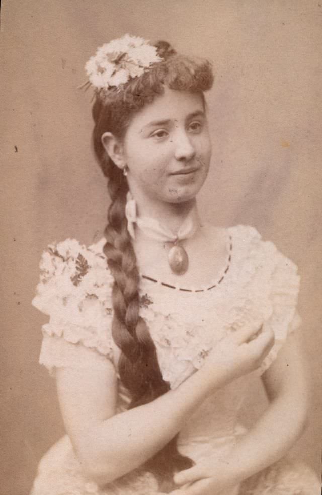 Gorgeous Braided Hairstyles From The Victorian Era