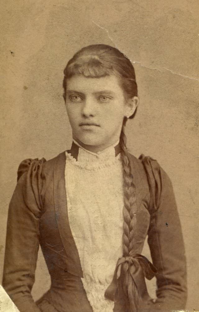 Gorgeous Braided Hairstyles From The Victorian Era