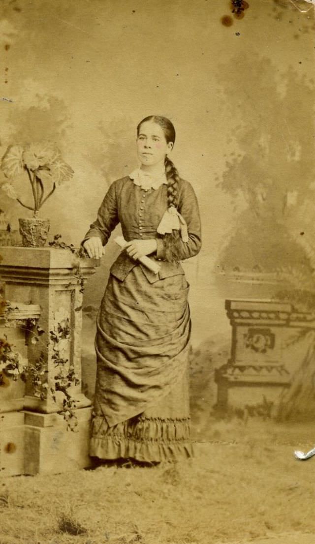 Gorgeous Braided Hairstyles From The Victorian Era