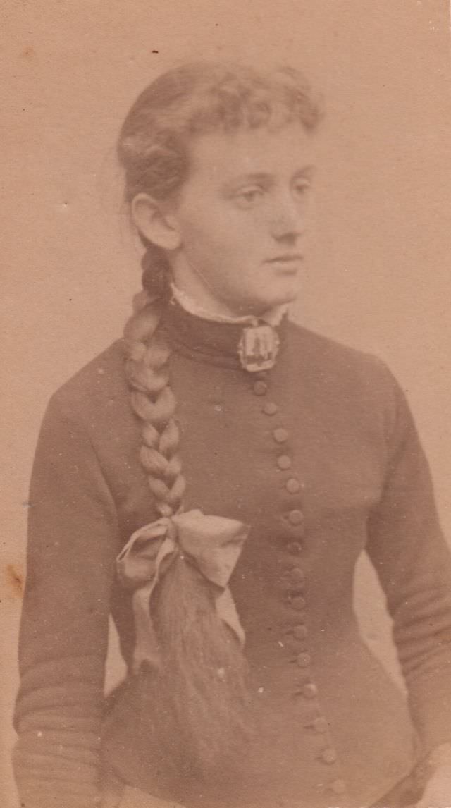 Gorgeous Braided Hairstyles From The Victorian Era