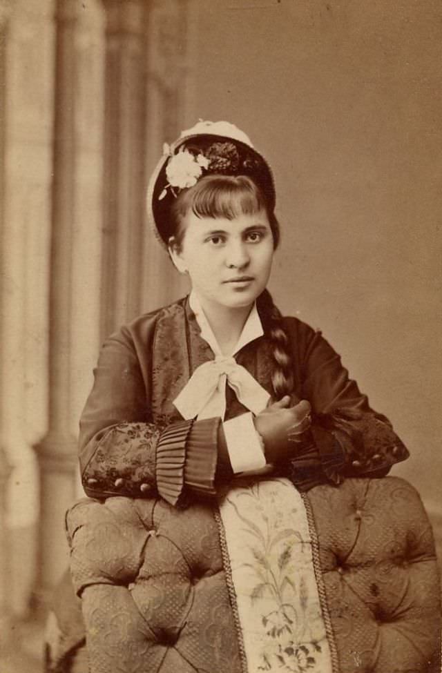 Gorgeous Braided Hairstyles From The Victorian Era