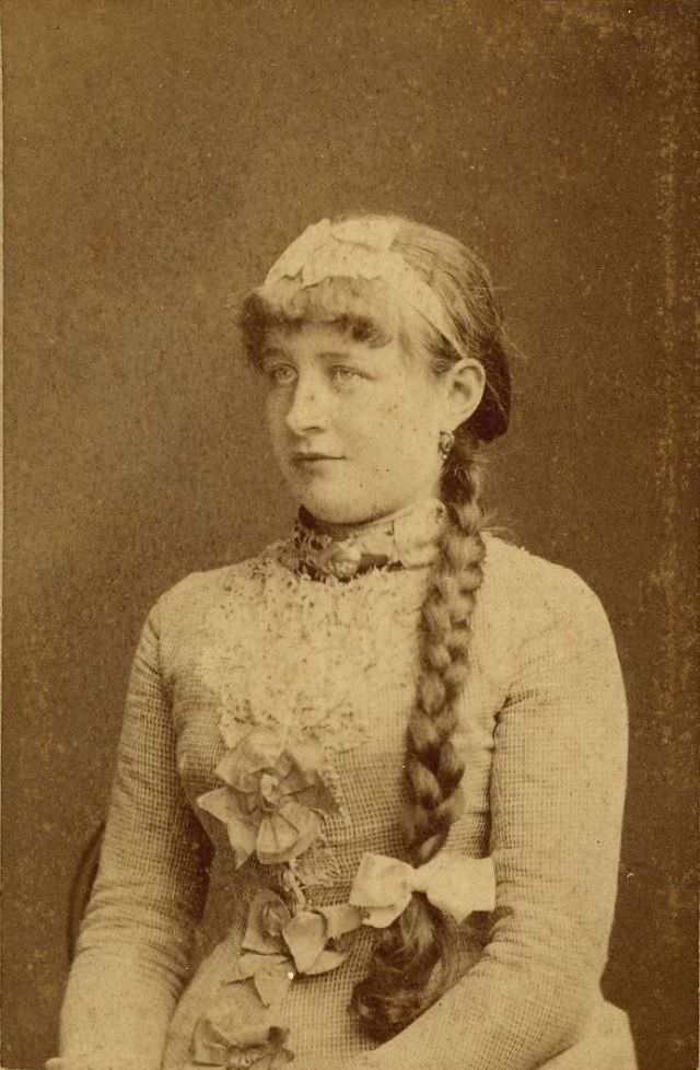 Gorgeous Braided Hairstyles From The Victorian Era