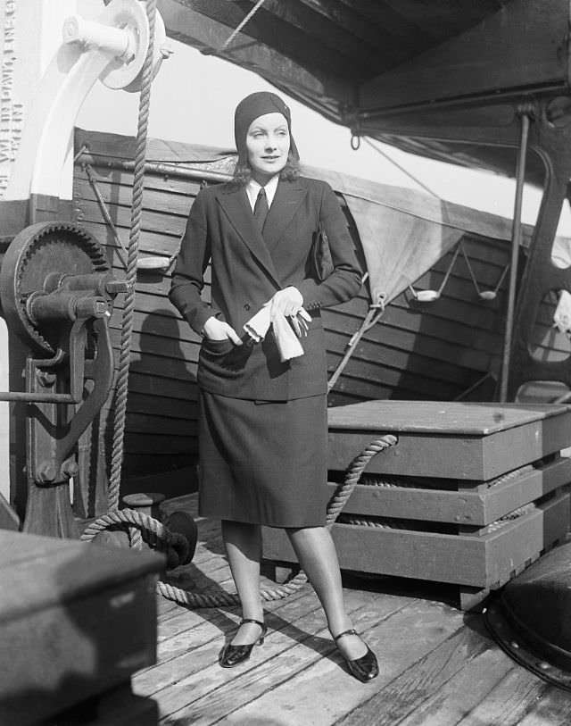 Greta Garbo returning from vacationing in Sweden, 1929.