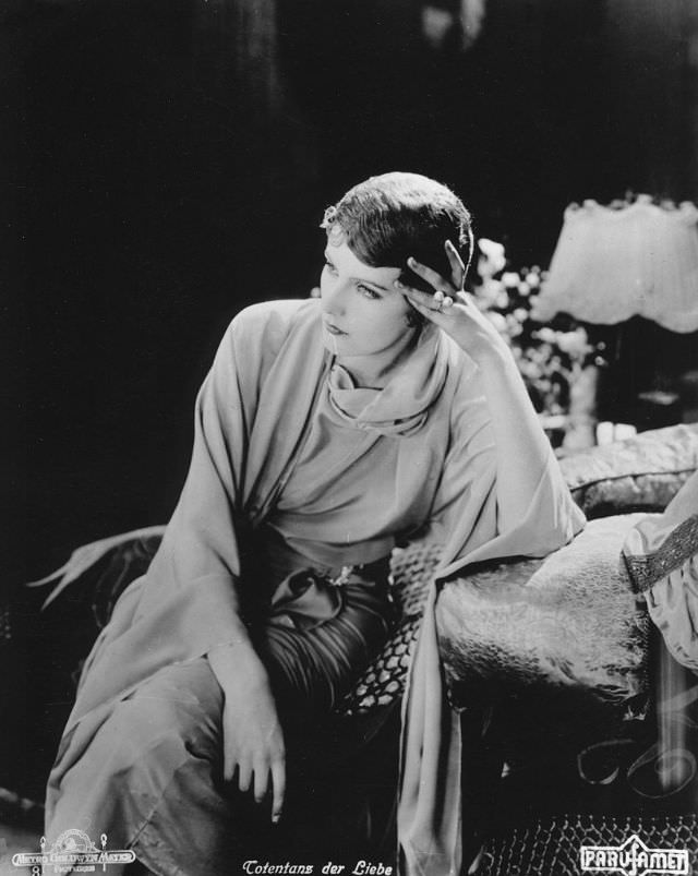 Greta Garbo posing for a publicity still for the film 'The Temptress,' 1926.
