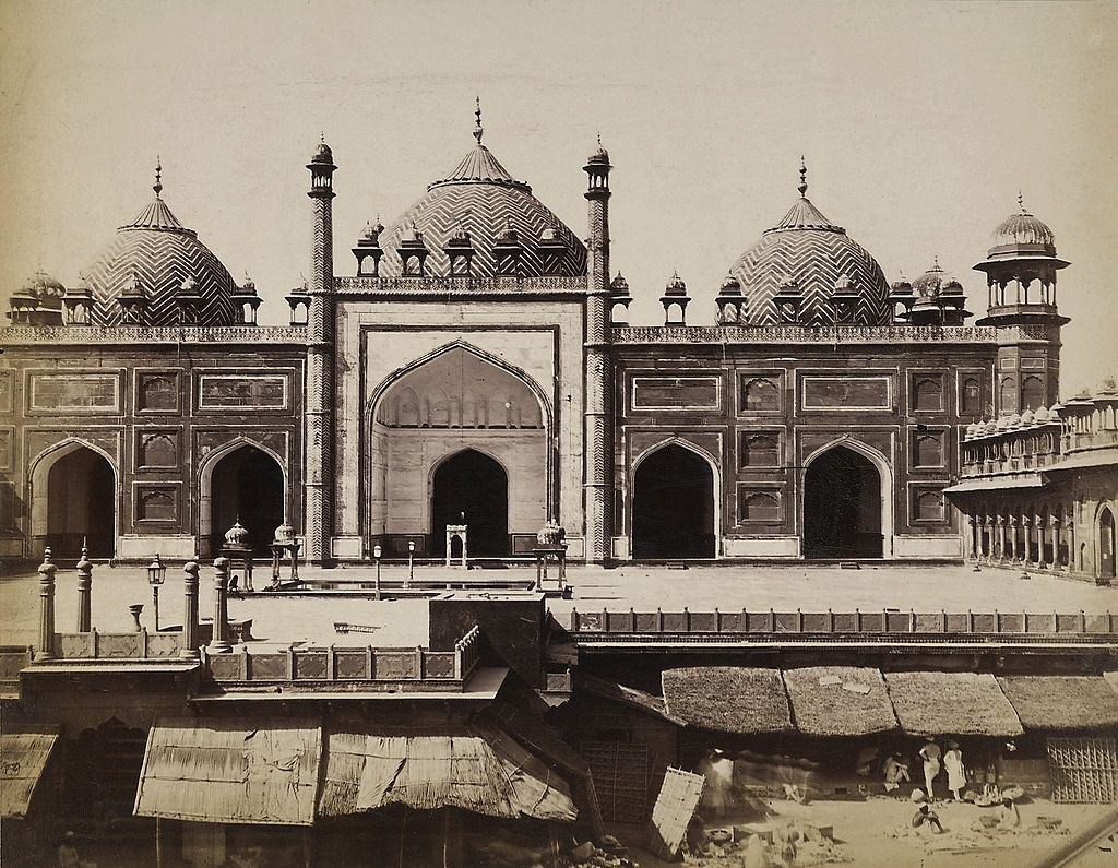 Moti Masjid mosque at Agra, India