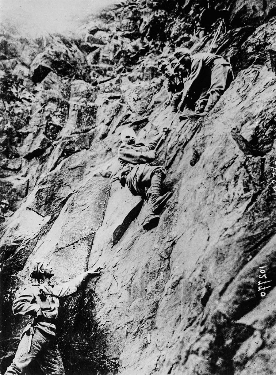 Italian Alpini troops. 1915.