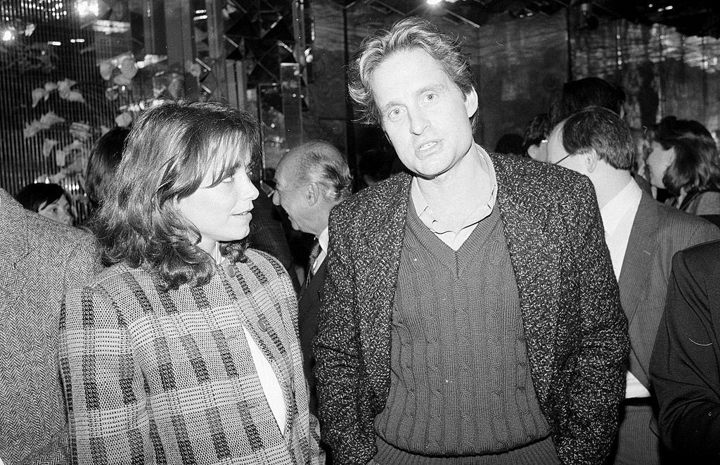 Karen Allen with Michael Douglas, 1984.