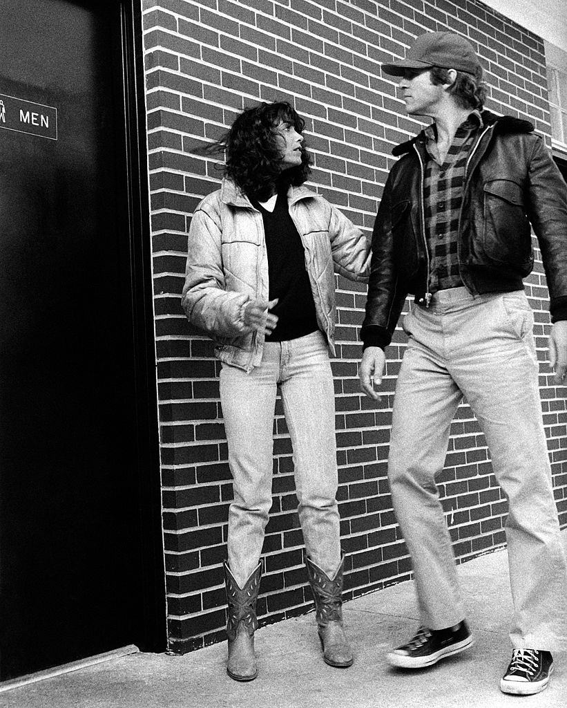 Karen Allen with Jeff Bridges in a scene from the movie Starman, 1984