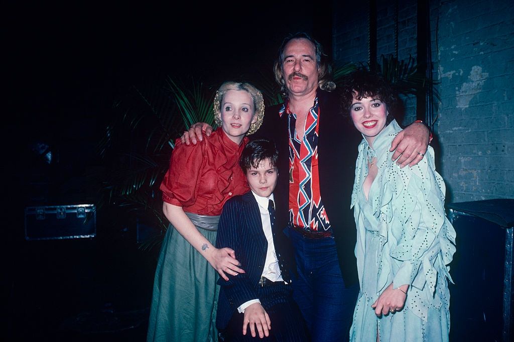 MacKenzie Phillips with her father John Phillips, half-brother Tamerlane and her mother Genevieve Waite, 1980.