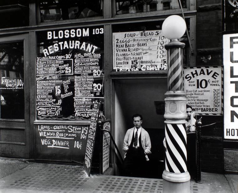 Blossom Restaurant, 103 Bowery, Manhattan, October 03, 1935