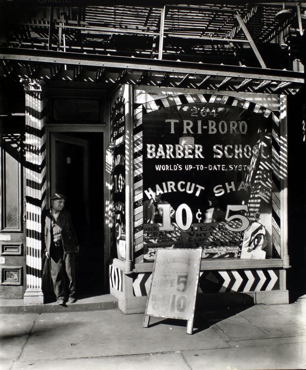 Tri-boro Barber School, 264 Bowery, Manhattan, October 24, 1935