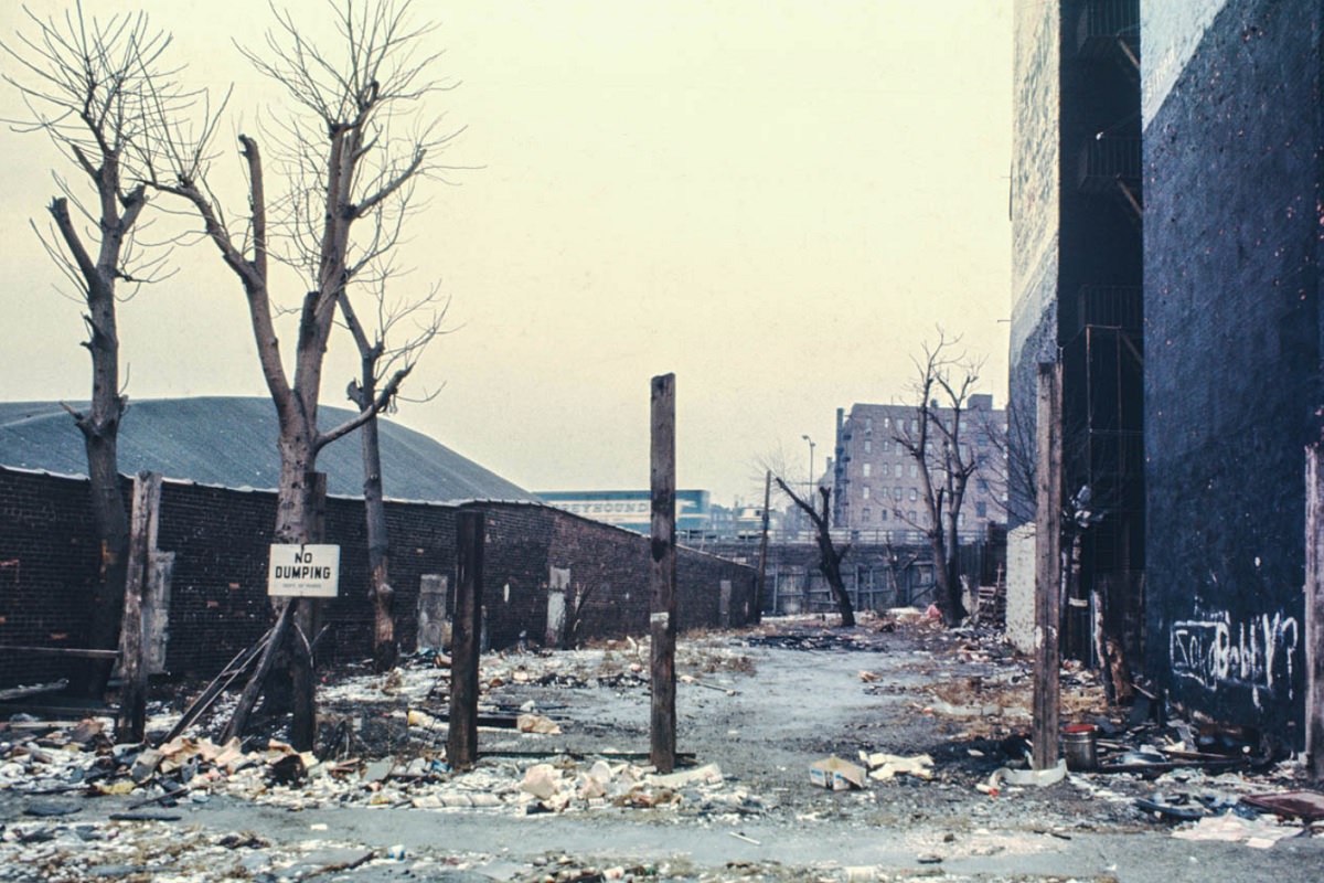 Bronx River with #5 line in back, Bronx, 1970