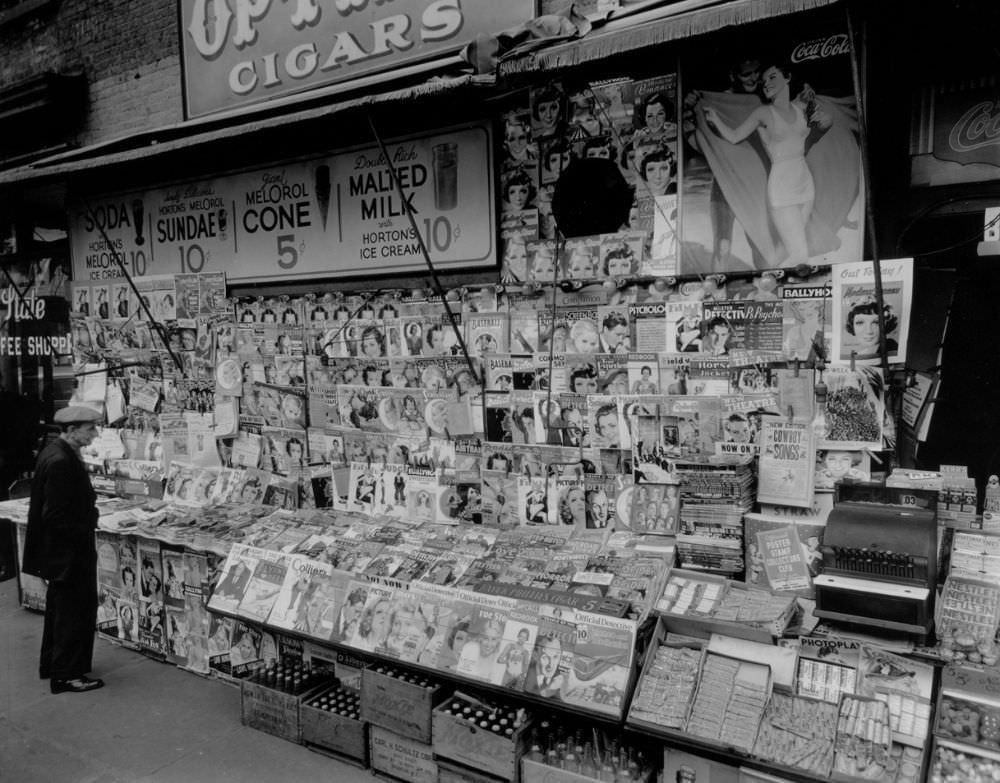 Newsstand, 32nd Street and Third Avenue, Manhattan.