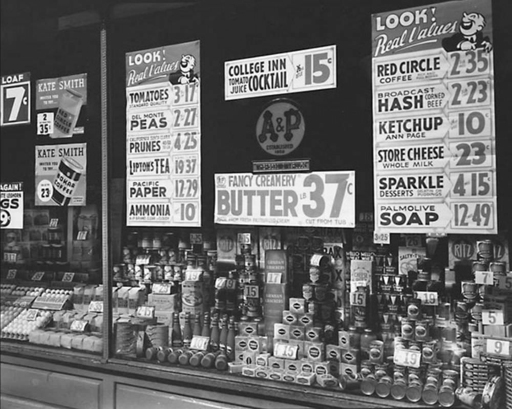 A & P (Great Atlantic & Pacific Tea Co.), 246 Third Avenue, Manhattan.