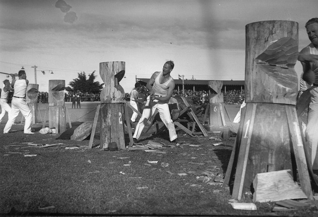 A wood chopping contest in Brisbane, Queensland, 1937.