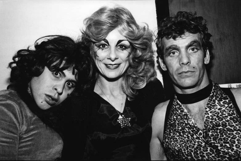 James Puppy, Sheila, Robin Jackson, 1981