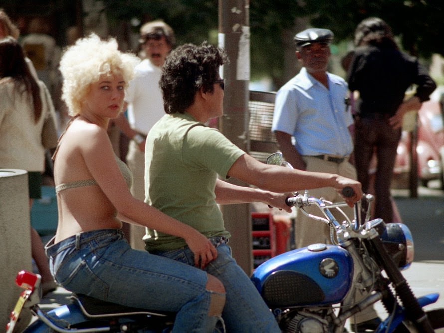 Stunning Vintage Photos Show San Francisco’s Street Life In The Summer of 1971