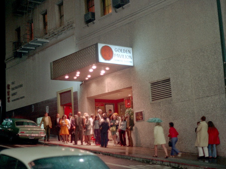 Stunning Vintage Photos Show San Francisco’s Street Life In The Summer of 1971